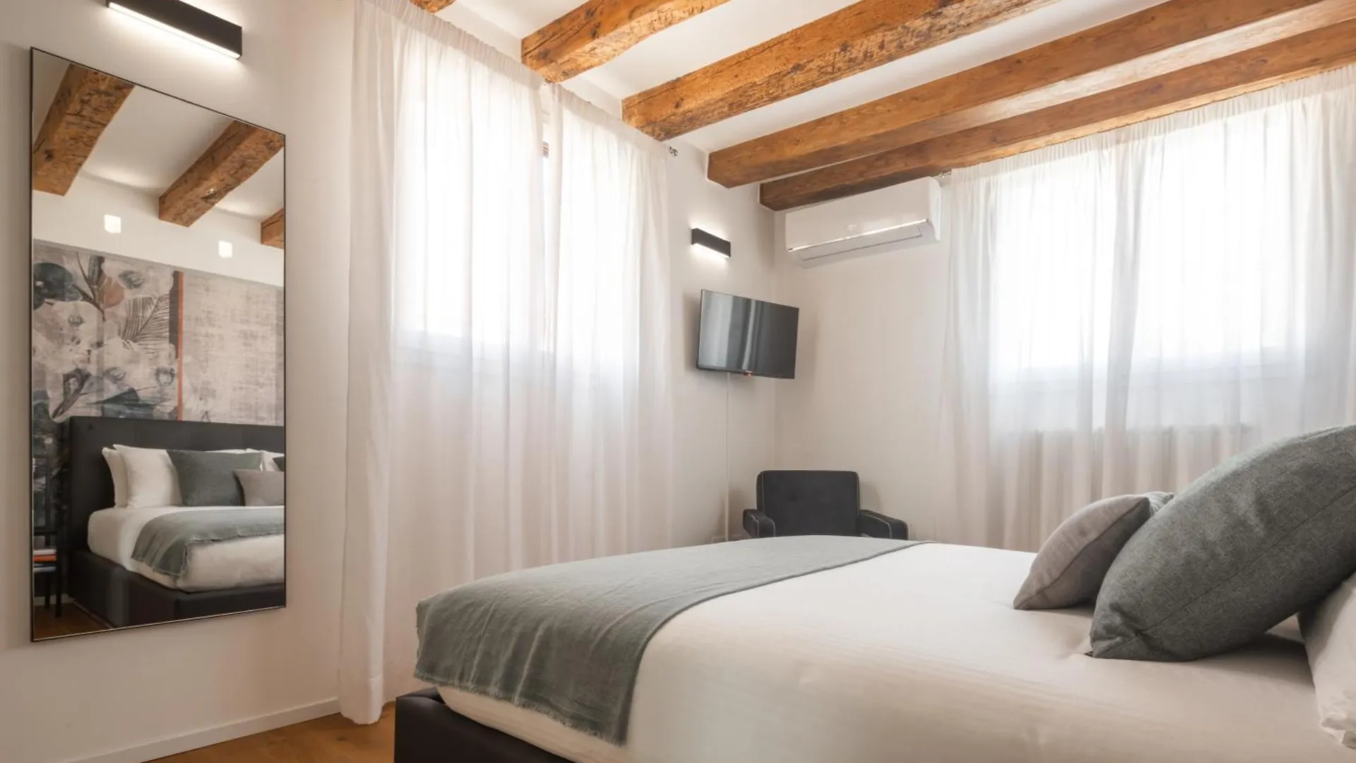 Ruga Bella Apartments R&R Venice