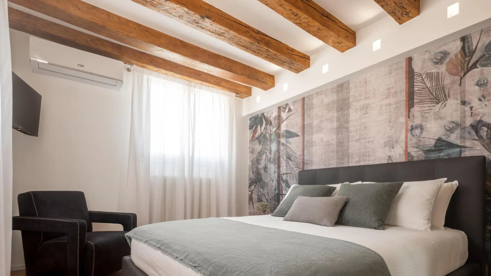 Ruga Bella Apartments R&R Venice 0*,